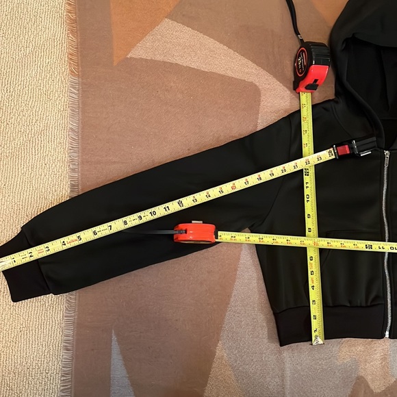 New oversized Black Full Zip Cropped Hoodie, M - Picture 4 of 6